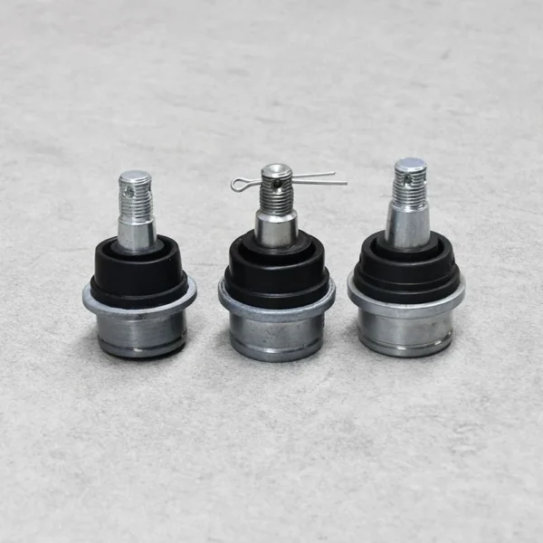 Set of 3 ball joints for control arm, designed to improve suspension performance and vehicle handling.