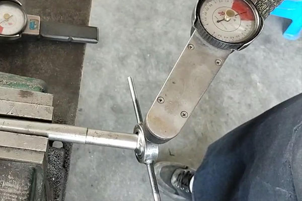 Spherical bearing hardness gauge inspection