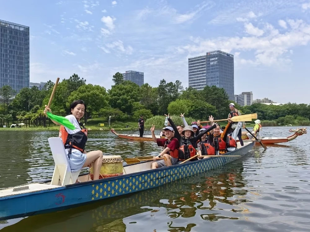 Dragon Boat Racing