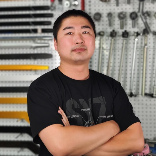 Bill Zhang - Sales Manager